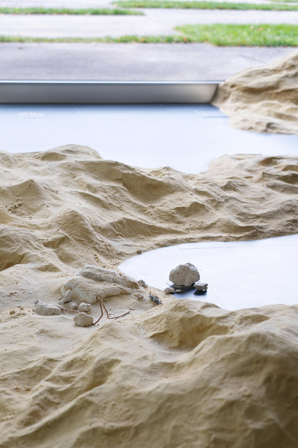 Mara Novak — My drink tastes like apocalypse | Photo: Mara Novak